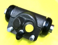 Girling 390015 Wheel Cylinder 1